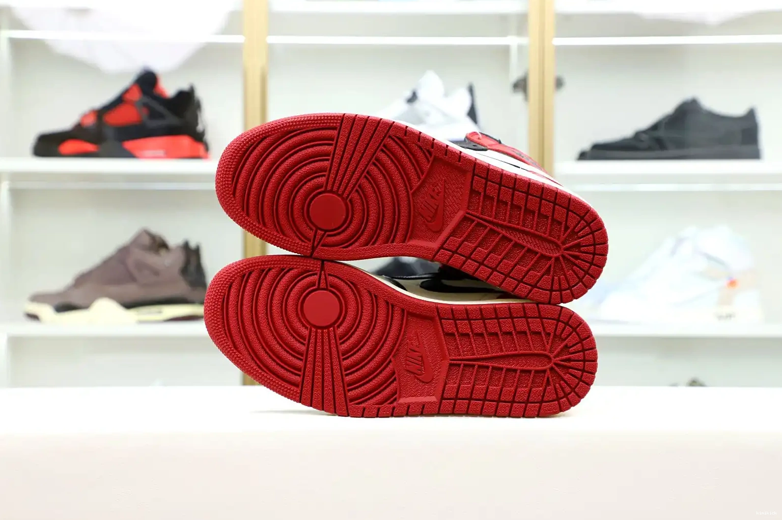 'BRED RETRO Kimikick AIR OG 1 JORDAN TOE' HIGH 0527